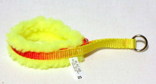 Nomehalsband med piléfoder