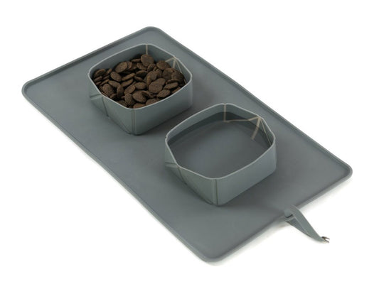 Reseset hund vatten/mat